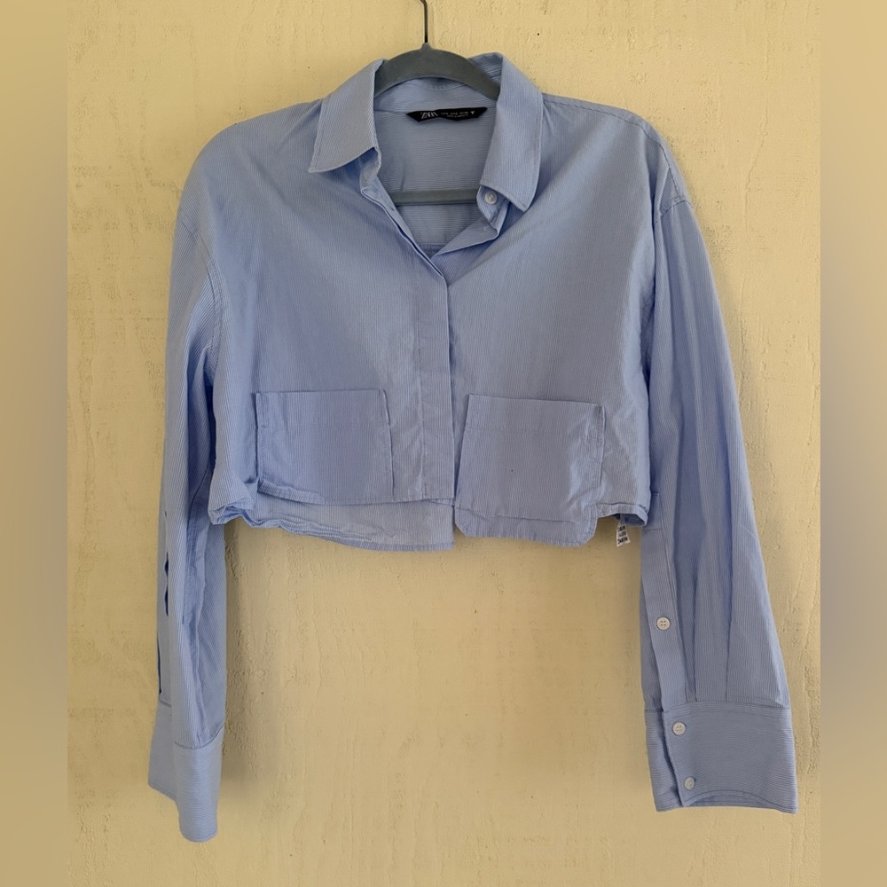100% cotton Zara Sky Blue Cropped Button Down Shirt